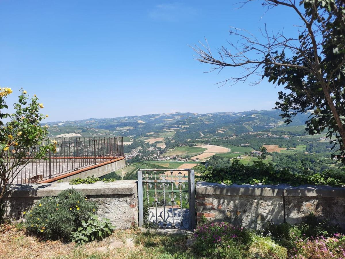 Moon'S House Villa Diano d'Alba Luaran gambar